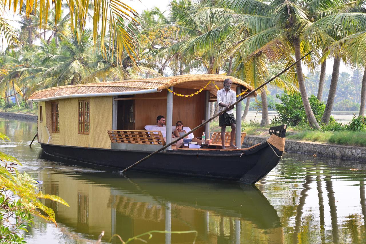 Breeze Backwater Homes Kochi Eksteriør billede
